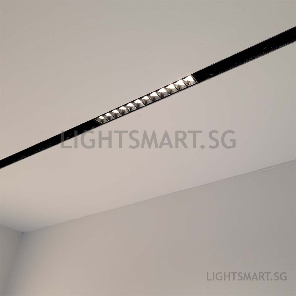 RENE Magnetic G432-Series Anti-glare Linear Light (Black)